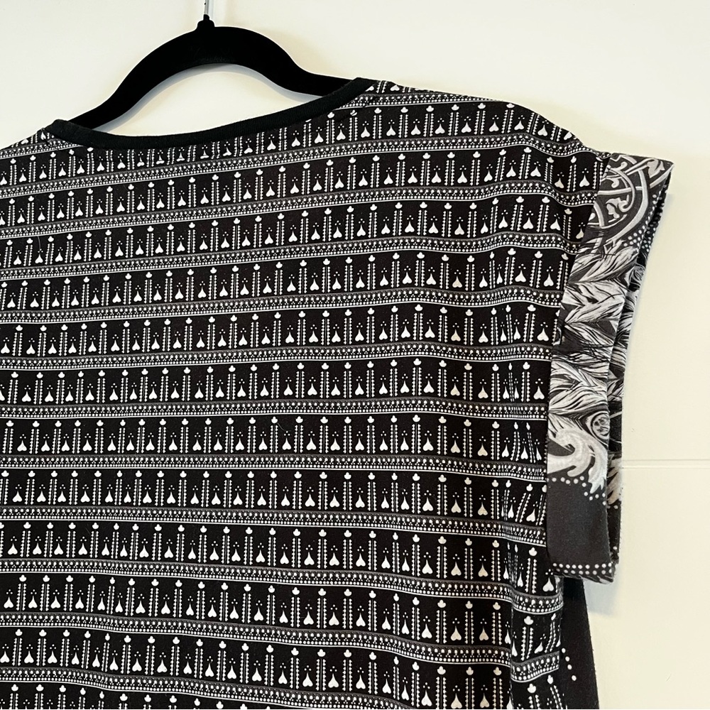 Adidas | Bandana Patterned Tee Shirt - Picture 10 of 15